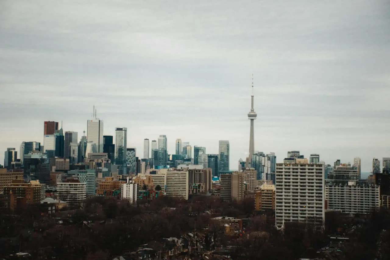 Toronto skyline and green spaces